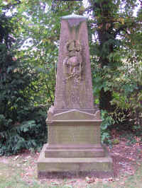 Dreieich-Dreieichenhain (alter Friedhof), Foto © 2009 Hans Günter Thorwarth