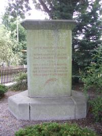 Dresden-Schönborn, Foto © 2009 Jörg Schlechte