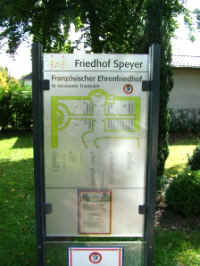 Speyer (Französischer Ehrenfriedhof), Foto © 2008 F. Pfadt
