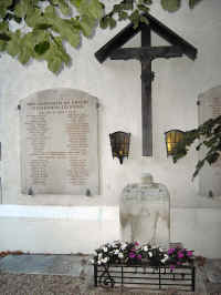Wien-Grinzing (Pfarrkirche zum hl. Kreuz), Foto © 2008 Manfred Kels