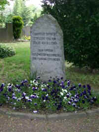 Radebeul-Zitzschewig (Friedhof), Foto © 2009 Jörg Schlechte