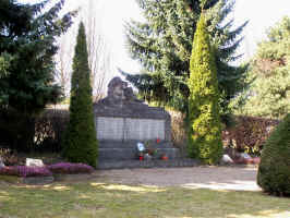 Hofheim am Taunus-Langenhain (Friedhof), Foto © 2010 Hans Günter Thorwarth