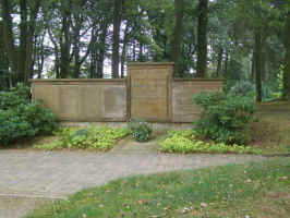 Bramsche-Achmer (Friedhof), Foto � 2009 Michael G. Arenh�vel