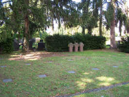 Fl�rsheim am Main (Alter Friedhof), Foto � 2010 Hans G�nter Thorwarth 