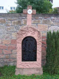 Großostheim (Friedhof), Foto © 2010 Hans Günter Thorwarth 