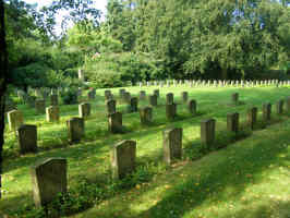 Osnabrück, (Ehrengräber - 1. Johannis-Friedhof), Foto © 2007 Michael G. Arenhövel