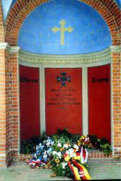 Berlin-Neukölln, Garnisons-Friedhof, Foto © 2004 Samlowsky