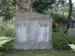 Leipzig, Friedhof Leutzsch, Foto © Liselotte Böttcher