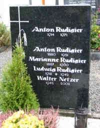 Gaschurn (Einzelgräber), Foto © 2006 W. Leskovar