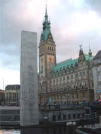 Hamburg (Rathausmarkt), Foto © 2004 Martin Fröhlich