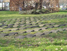 Berlin-Hohenschönhausen (Bezirk Lichtenberg), städt. Friedhof, Foto © 2007 Martina Rohde