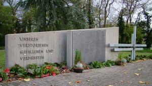 Hördt (Friedhof), Foto © 2006 F. Pfadt
