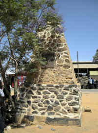 Iringa (Askari Denkmal), Foto © 2007 J. Serode