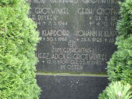 Kamp-Lintfort (Friedhof im Ortsteil Hörstgen), Foto © 2006 Anonym