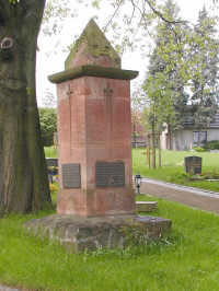 Klipphausen-Naustadt, Foto © 2005 Reinhard Naumann