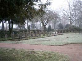 Neukirchen-Vluyn, OT Neukirchen (Friedhof), Foto © 2006 A. Schubert