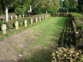 Rheinberg (kath. Friedhof), Foto © 2006 Anonym