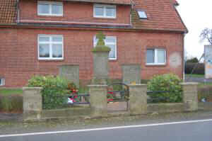 Sachsenhagen-Nienbrügge, Foto © 2008 Bernd W. Tünnermann