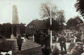 Kummer, Einweihung des Denkmals - 1920