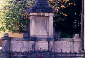 Karsbach-Weyersfeld, Foto © 1997 Heribert Niebling