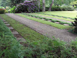 Saarbrücken-Scheidt (Ehrenfriedhof), Foto © 2006 Stefan Reuter