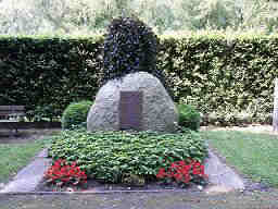 Wilhelmshaven (Ehrenfriedhof), Foto © Walter Fleischauer